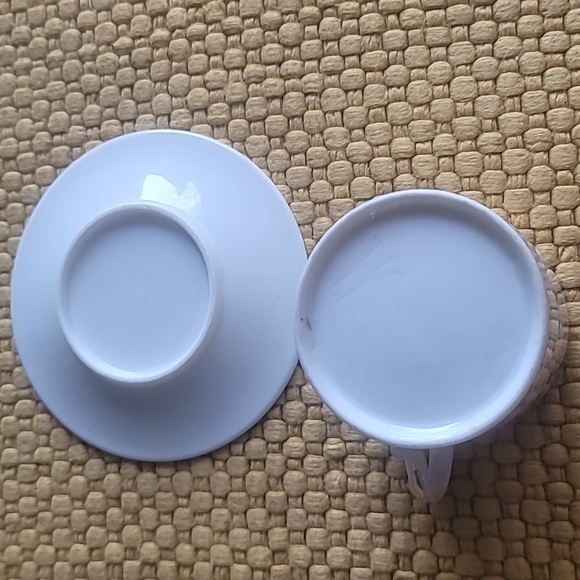 Vintage porcelain gold gilded coffee cup and saucer - Picture 6 of 11